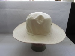 CANVAS BUCKET HAT
