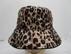 Leopard woven bucket hat