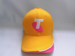 Hot sale classic style baseball cap with inserts and piping custom logos